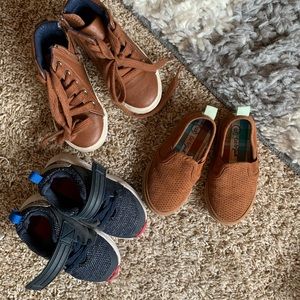 Lot of size 6 toddler boy shoes